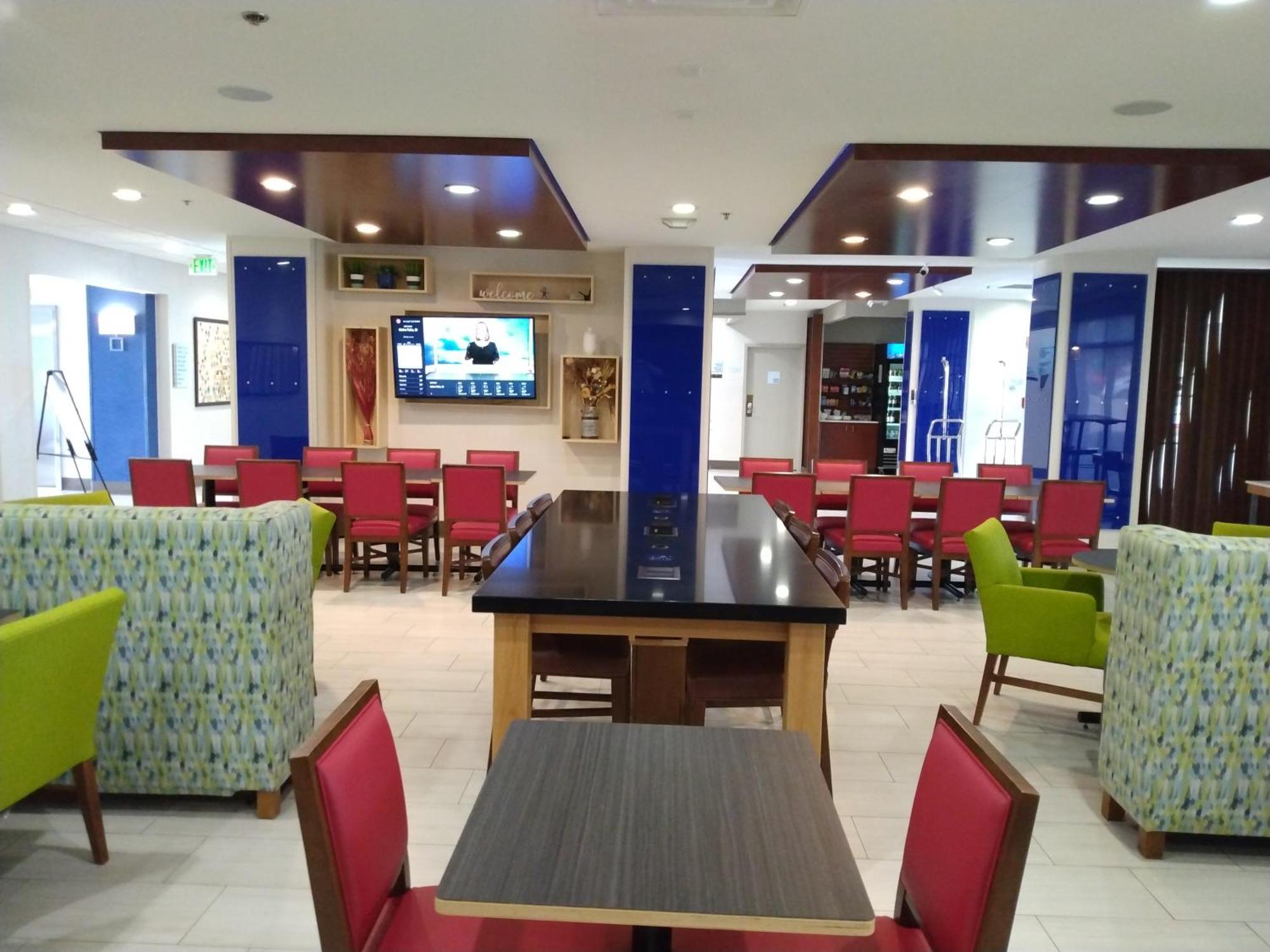 Holiday Inn Express Hotel & Suites Albuquerque Midtown By Ihg Εξωτερικό φωτογραφία